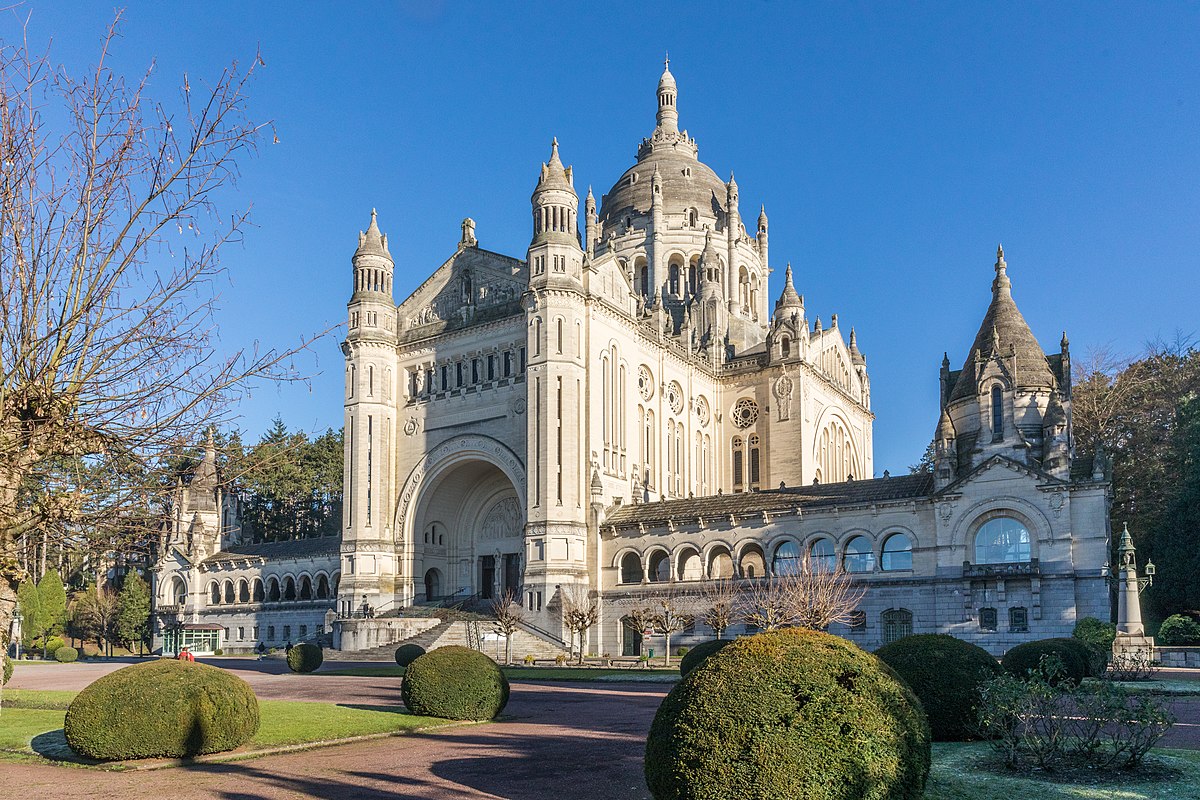 Basilique_Sainte-Thérèse_de_Lisieux-2876.jpg