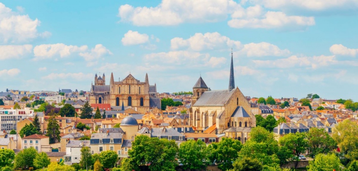 法国普瓦捷(Poitiers)1个超赞的活动| Let's Roam