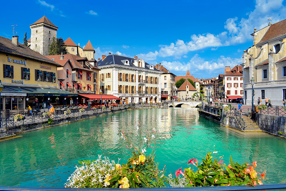 1783092529675802.jpg visit-alps-annecy-city-guide-0.jpg