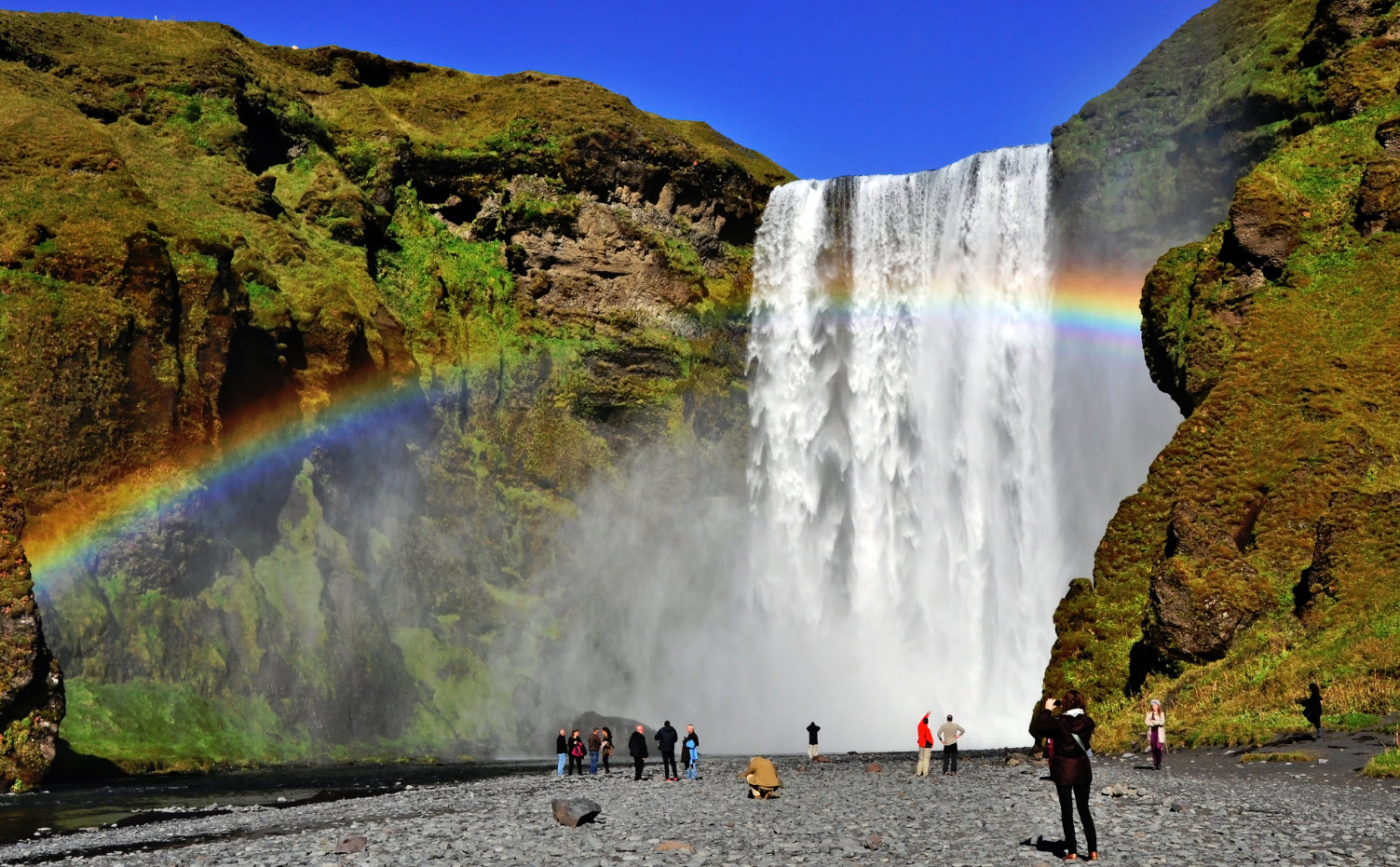 1787907551898087.jpg skogafoss-waterfall-iceland.jpg