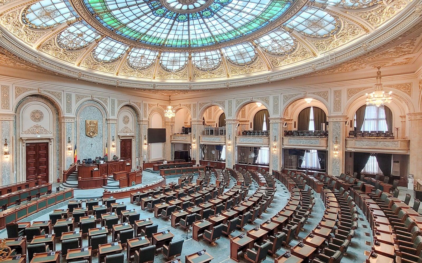 布加勒斯特议会宫跳过排队门票和导游观光| Senate of Romania | tickadoo
