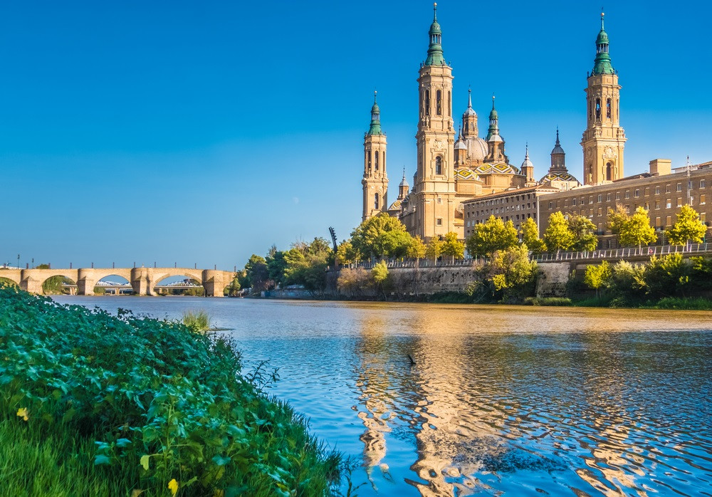 皮拉爾聖母教堂旅遊指南| 熱門景點資訊、交通地圖| ezTravel易遊網