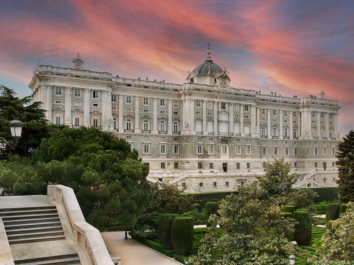 马德里皇宫| VisitMadrid