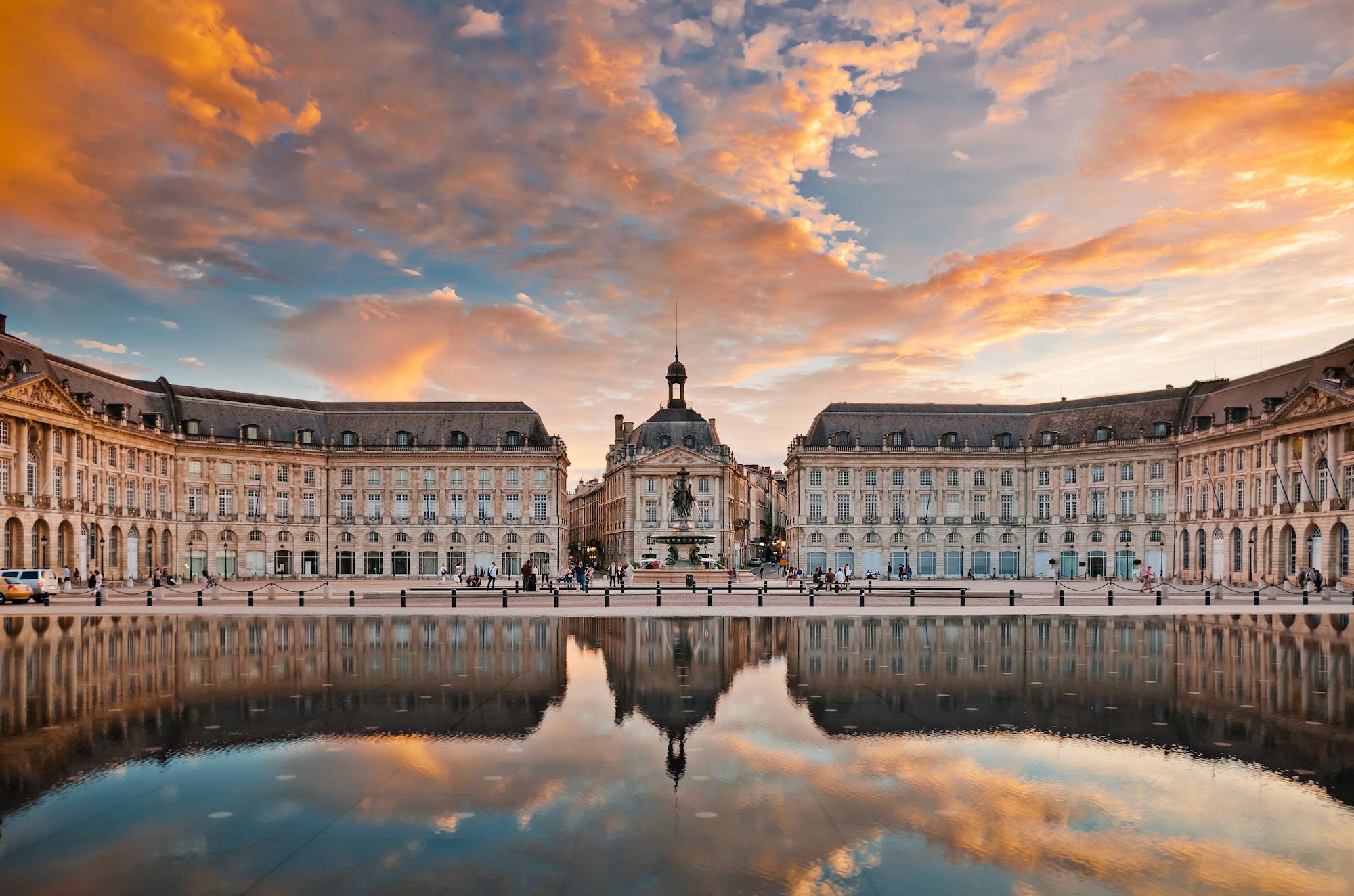 Tour panoramique de Bordeaux et découverte des parcs urbains